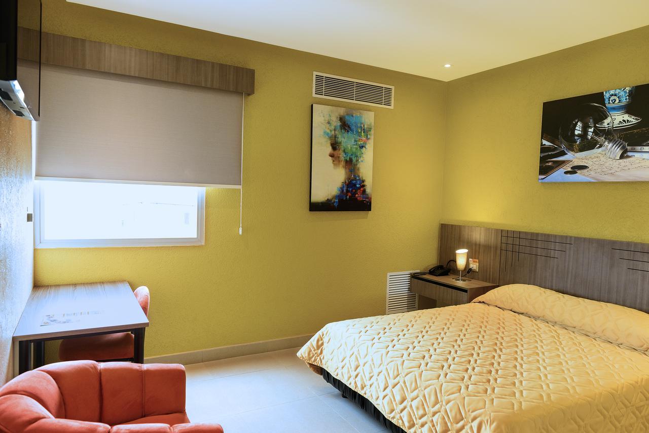 Np Hotel Y Suites Guayaquil Exterior photo